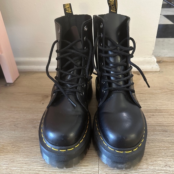 Doc Martens Jadon Boots Black - Picture 2 of 5